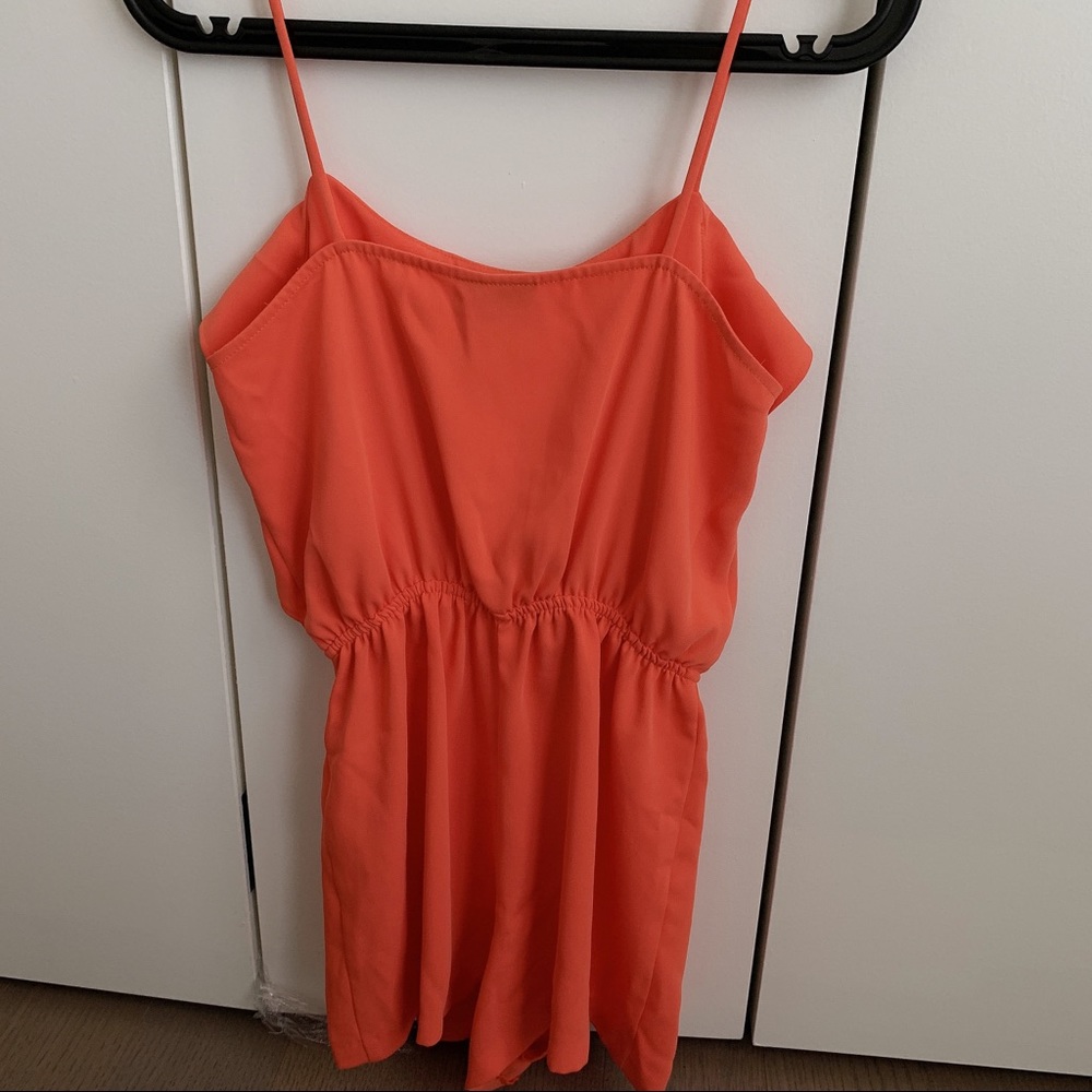 TOPSHOP Ruffle Romper - Picture 4 of 4